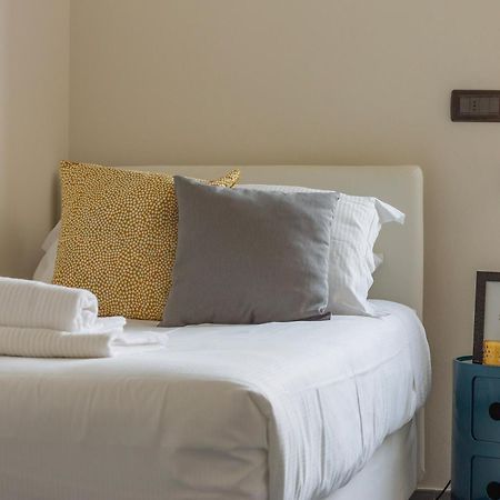 Cathedral View Trilocale Apartment Комо Екстериор снимка