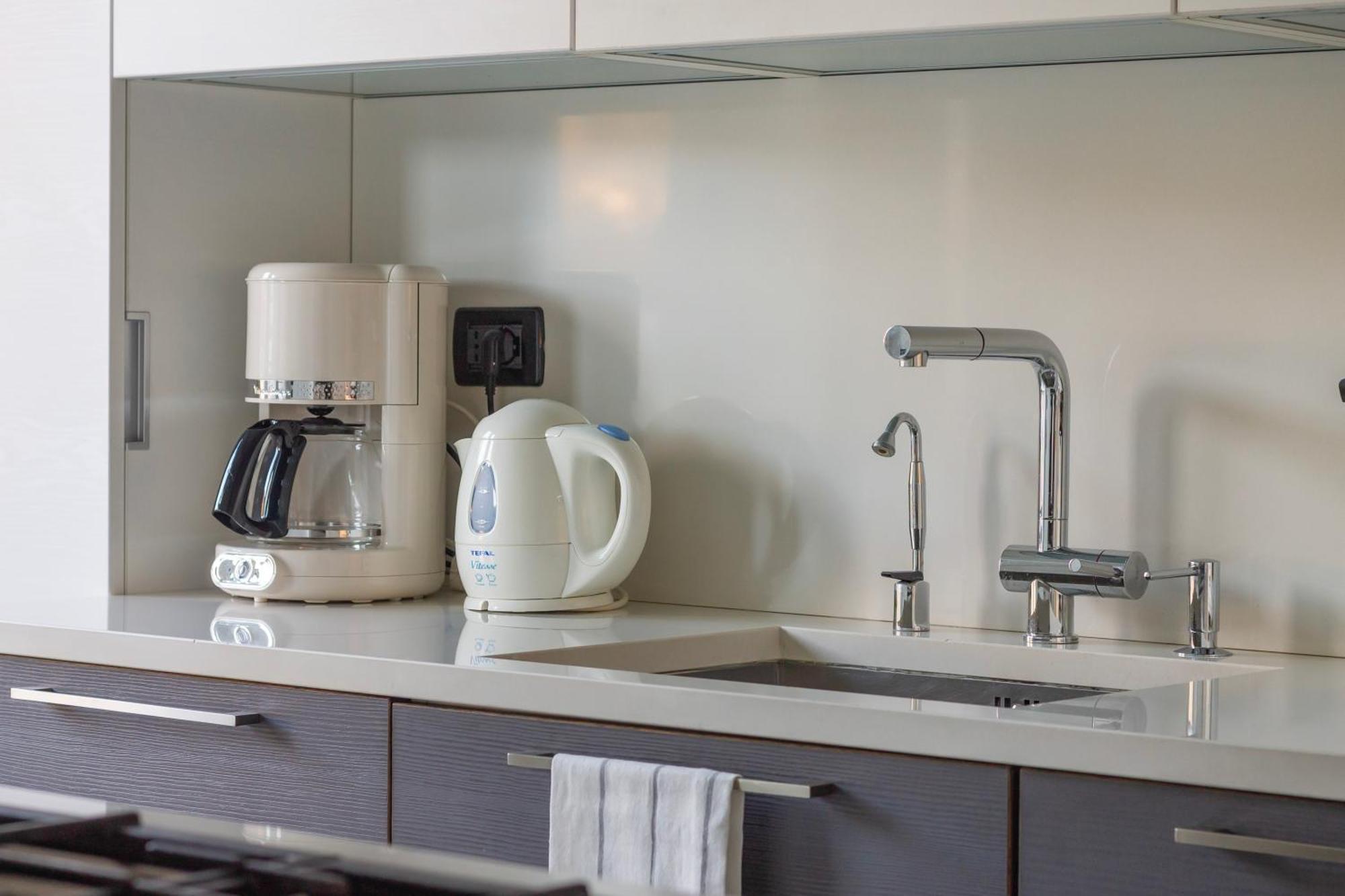 Cathedral View Trilocale Apartment Комо Екстериор снимка